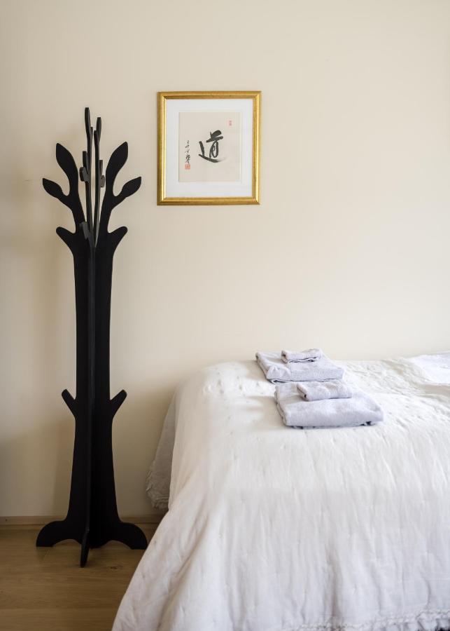 Guesthouse Akureyri - Apartments Near Down Town ภายนอก รูปภาพ